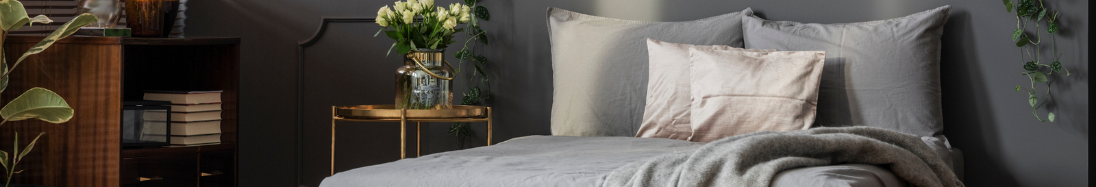 Modern and classic beds – Wooden, upholstered, and storage bed frames