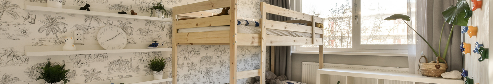 Modern wooden and metal bunk beds – Perfect for kids' rooms and shared spaces